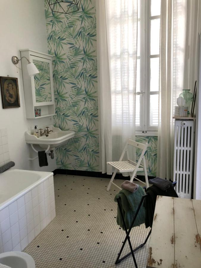 Beautifully Renovated Rooms On Place New York Angoulême Extérieur photo