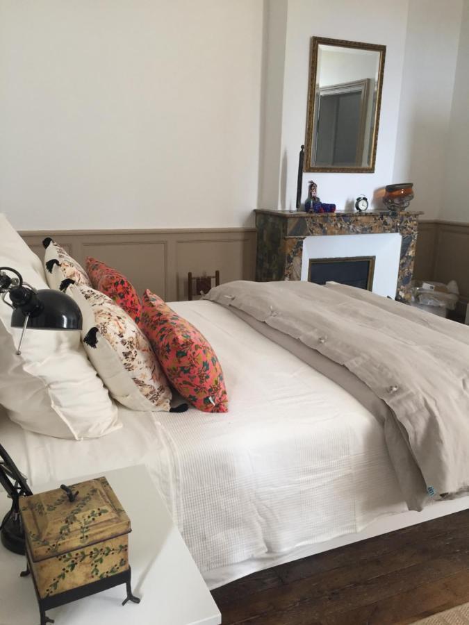 Beautifully Renovated Rooms On Place New York Angoulême Extérieur photo