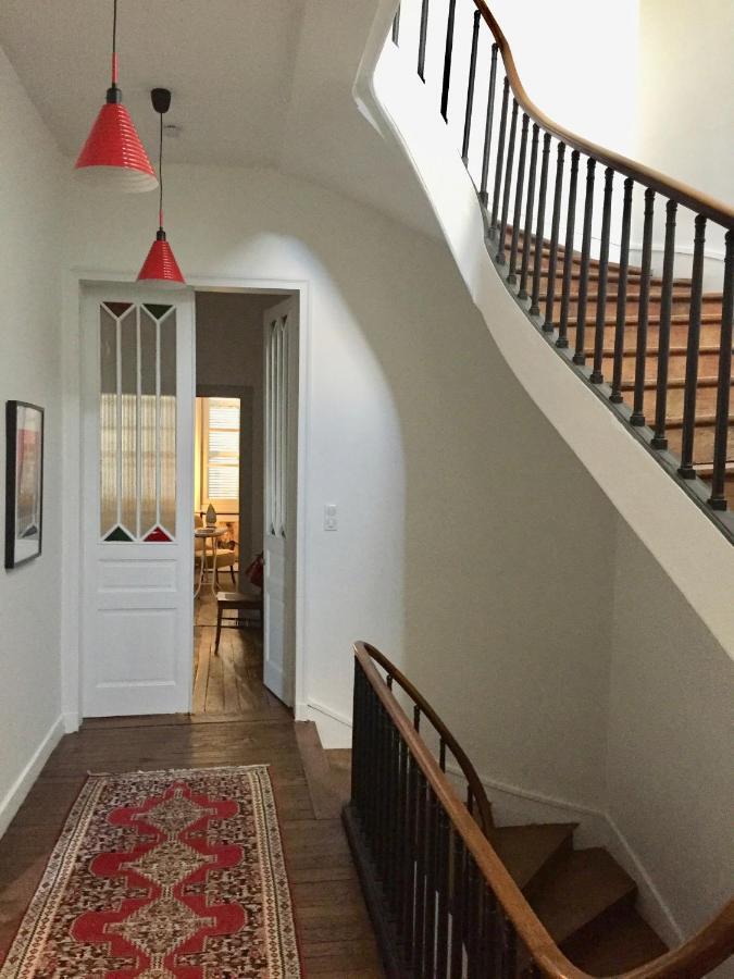 Beautifully Renovated Rooms On Place New York Angoulême Extérieur photo
