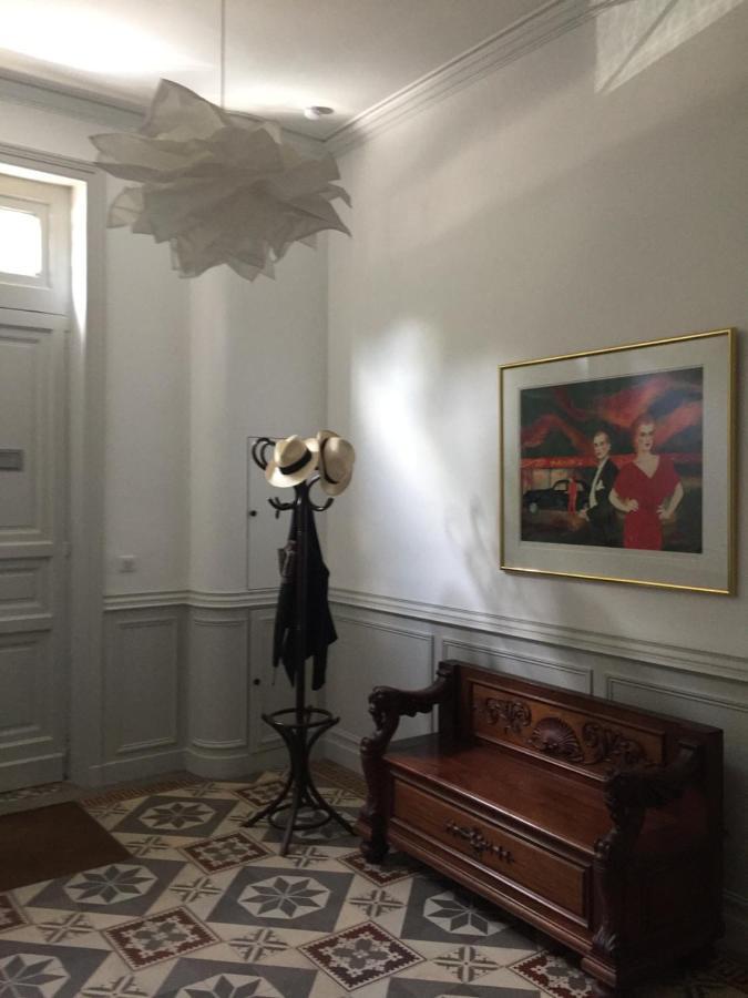 Beautifully Renovated Rooms On Place New York Angoulême Extérieur photo