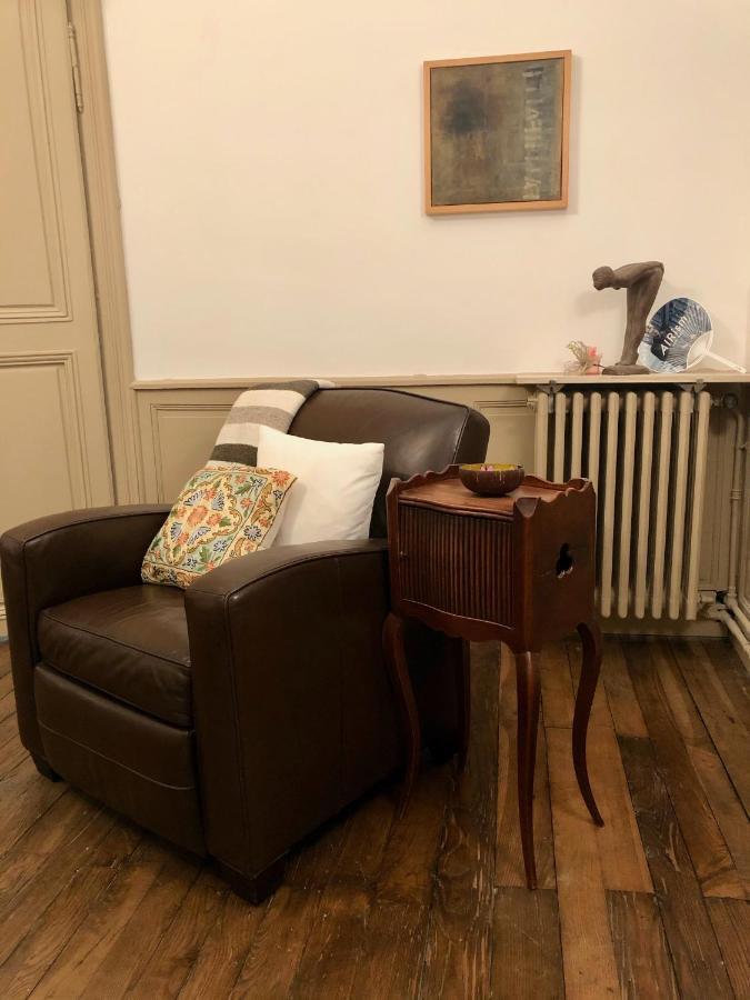 Beautifully Renovated Rooms On Place New York Angoulême Extérieur photo
